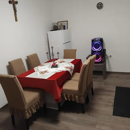 Nensi 2 Kraljevica